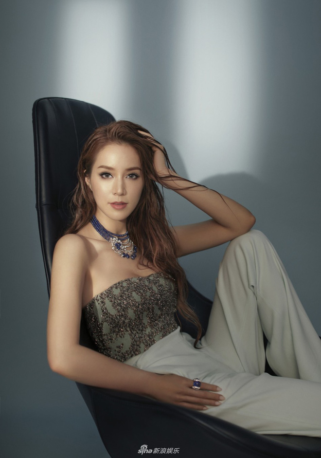 Vẻ đẹp nóng bỏng của cô dâu nghìn tỷ bị mỉa mai là cỗ máy đẻ